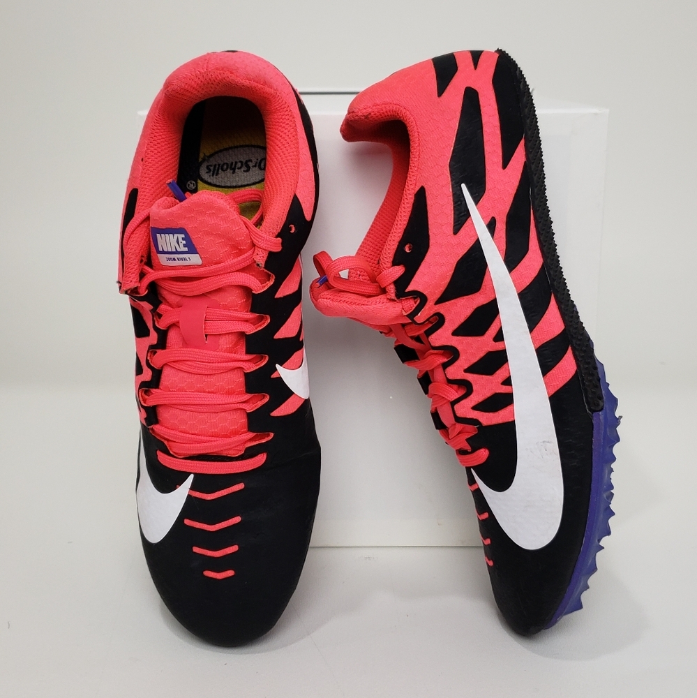 Nike Zoom Black and Pink Athletic Shoes!